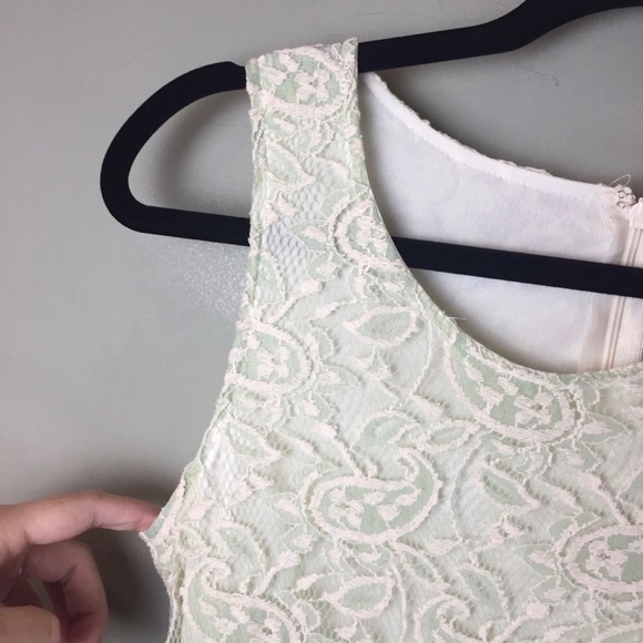 Altar’d State Mint Paisley Lace Sleeveless Sheath Dress Size Small - Picture 5 of 10